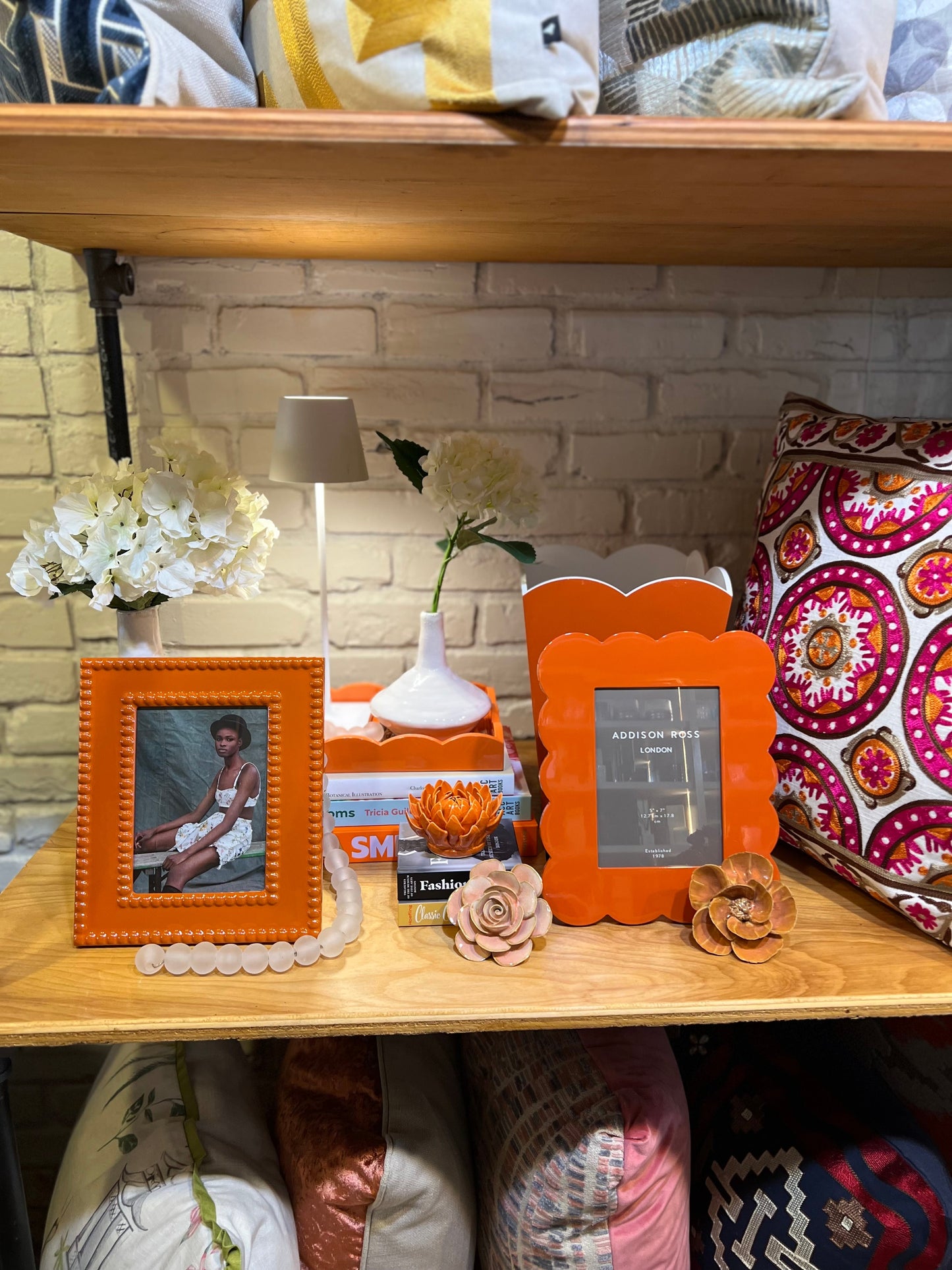 Scalloped Lacquer 5x7 Frame and Tray - Home Decor